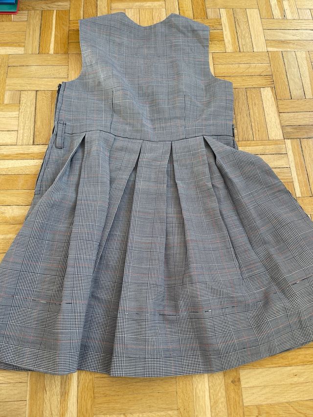 Pichi uniforme Mater talla 8 años