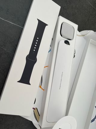 Apple watch serie 6 space gray aluminium case 44m