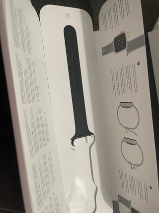 Apple watch serie 6 space gray aluminium case 44m
