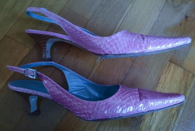 Salon abierto punta. Labrado t 38