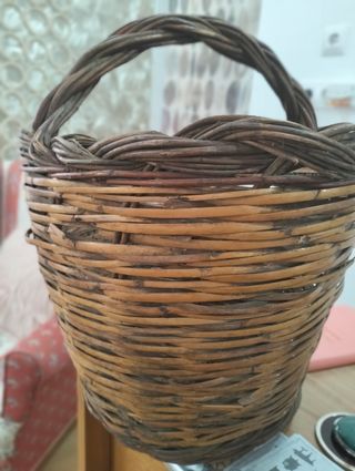 Cesta  mimbre y caña  antiguo