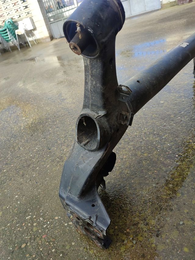 Puente trasero Opel corsa c