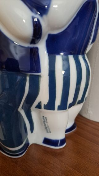Figura Sargadelos pareja leyendo