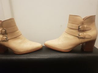 Botines talla 39 color crema 