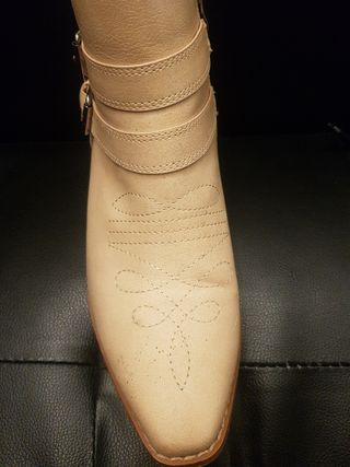 Botines talla 39 color crema 