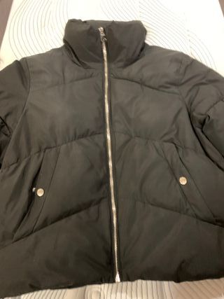 PLUMIFERO,NEGRO,BERSHKA,T:L,BUEN ESTADO