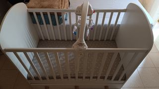 Cuna blanca madera segunda mano