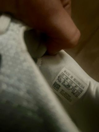 Zapatillas adidas grises y negras 