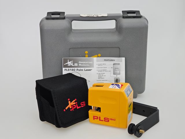 Tracciatore PLS 180 RED linee laser autolivellante