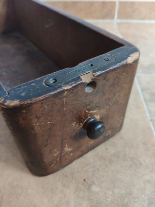 CAJON ANTIGUO MAQUINA DE COSER SINGER