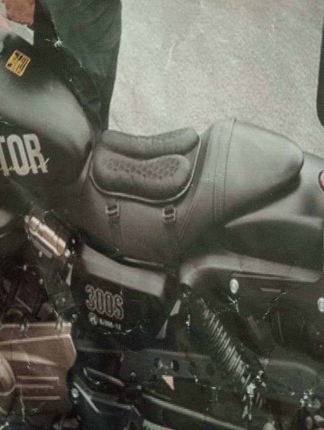 Sedile da moto imbottito