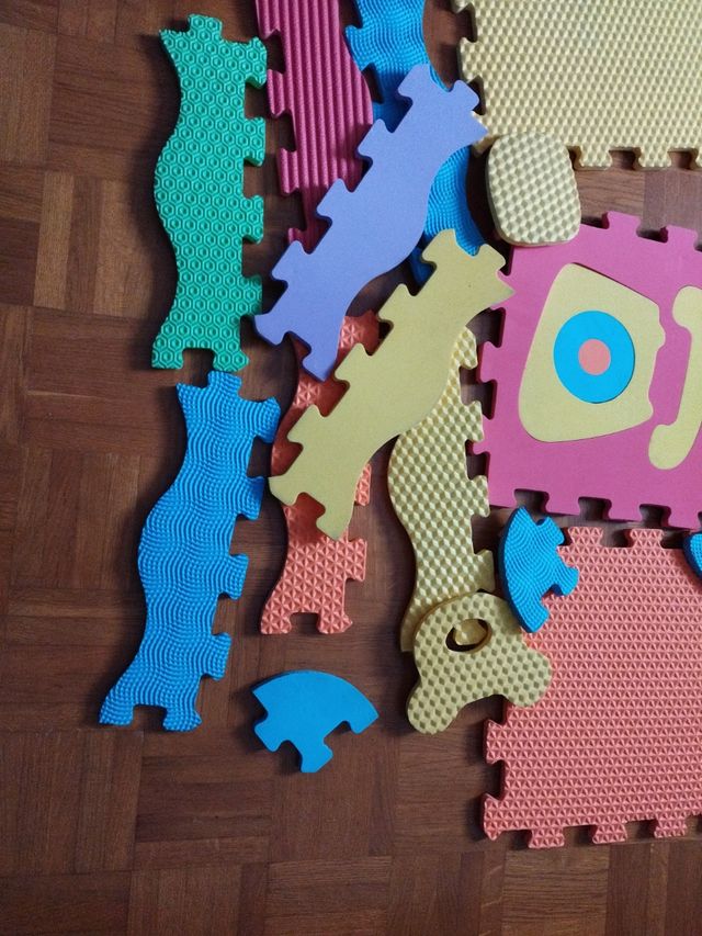 Juego de piezas de goma para niños