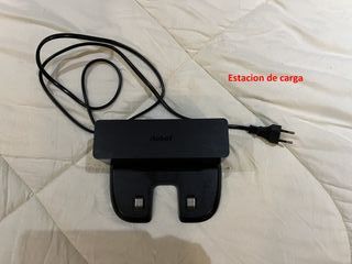 Robot aspirador y friegasuelos (marca: iRobot)