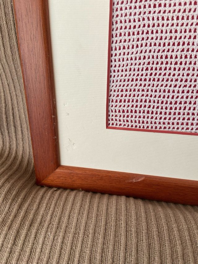 Quadro all'uncinetto incorniciato fatto a mano