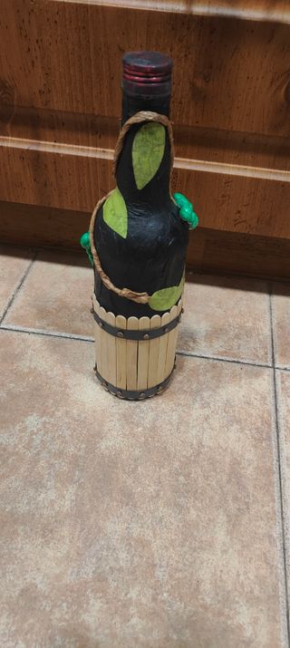 Botella decorada grande