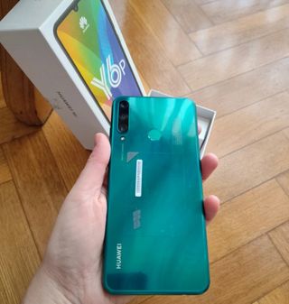 Telefono cellulare Huawei Y6p