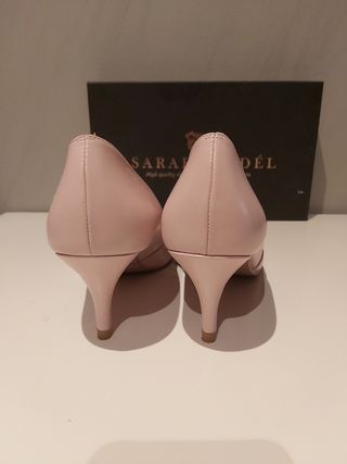 Zapatos de Sarah Verdel talla 39 y medio
