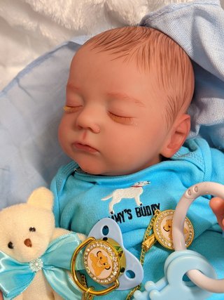 Reborn  niño súper precioso