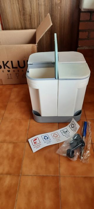 Cubo de reciclaje