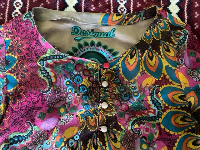 blusa de desigual talla L
