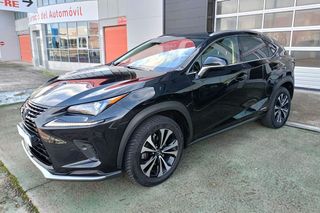 Lexus NX 2.5 300h Premium 2WD
