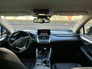 Lexus NX 2.5 300h Premium 2WD