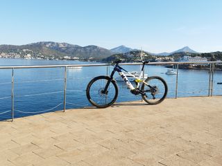 BICICLETA ELÉCTRICA HUSQVARNA 