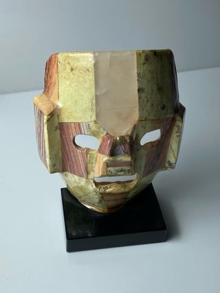 MÁSCARA DE PIEDRA TESELADA CULTURA MAYA AZTECA 