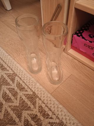 2 bicchieri da birra