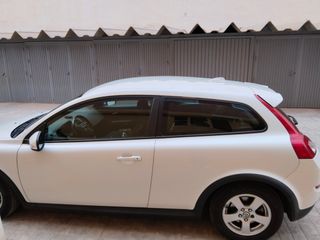 Volvo C30 2011