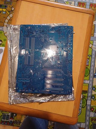 Placa base gigabyte 