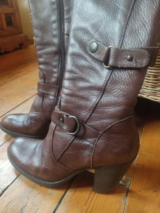 Botas altas piel