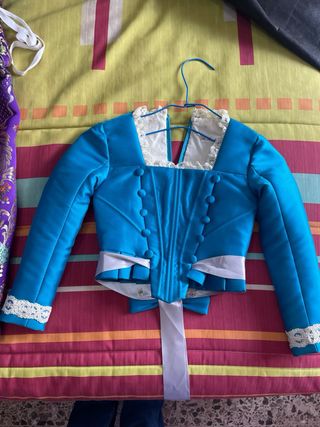 Traje alicantina niña