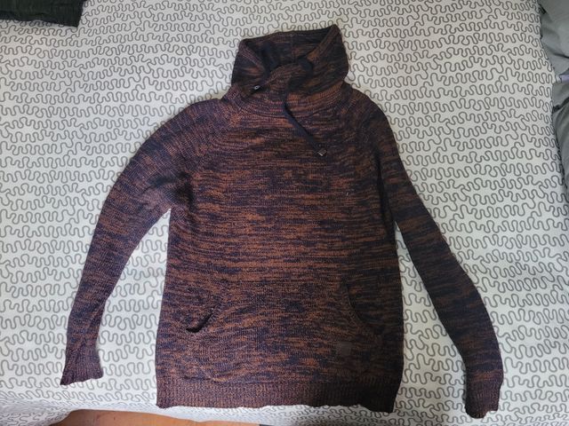 Sudaderas con y sin capucha