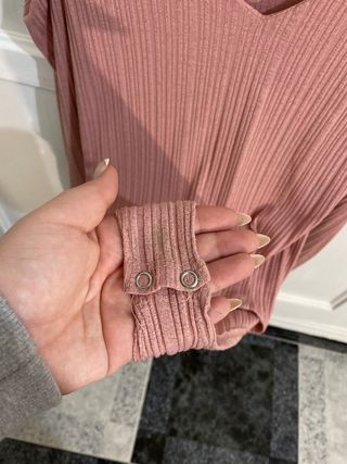 Body rosa de mangas largas