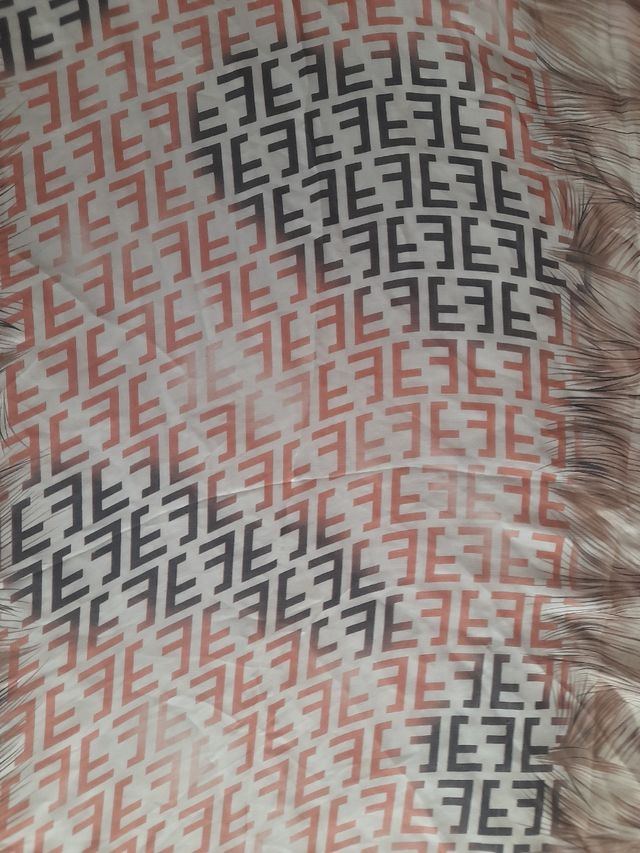 Sciarpa di seta gigante di ispirazione retrò vintage