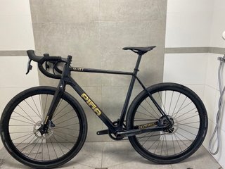 Bicicleta de gravel NUEVA