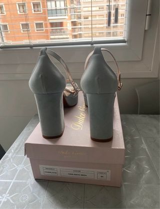 Zapatos de tacon y plataforma hechos en España