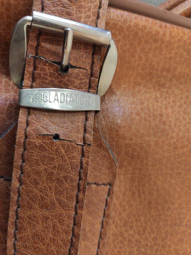 Maleta vintage Gladiator.