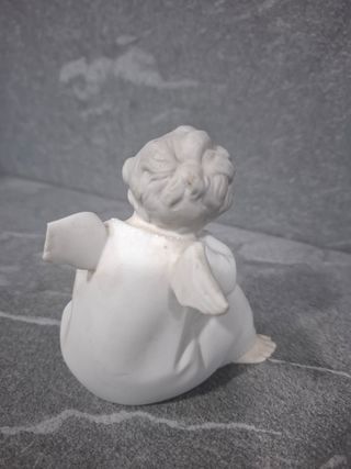 Figura de ángel porcelana