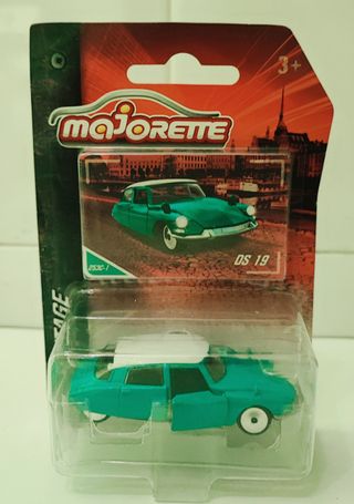 Coche DS 19 a escala - de coleccionista