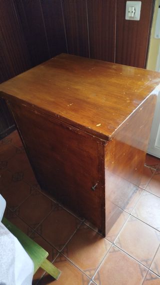 Maquina de coser Alfa antigua