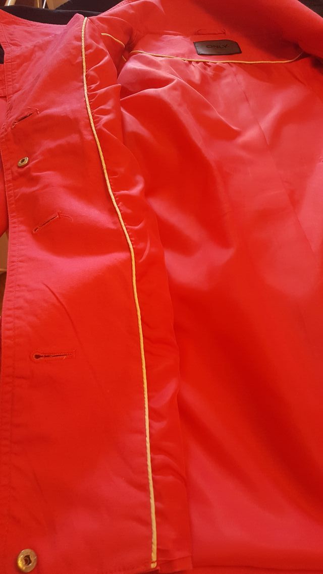 Gabardina roja mujer S-M