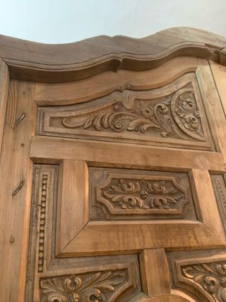 Puerta de madera antigua