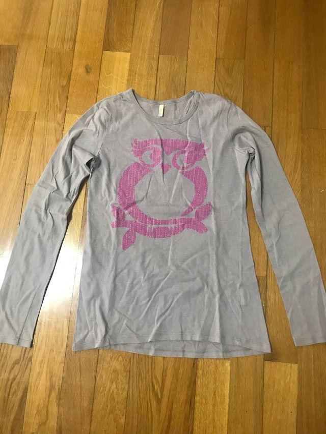 Camiseta benetton buho talla 11-12 años