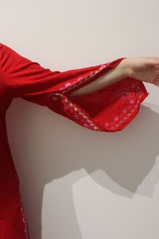 Vestito lungo con scollo a V