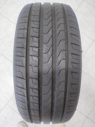 Neumático Pirelli 