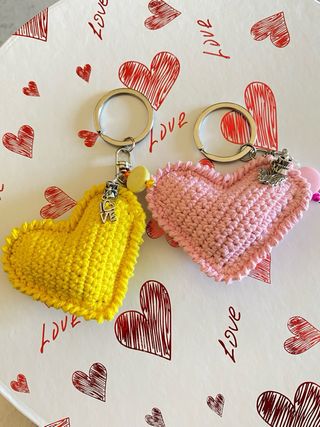 Portachiavi cuori colorati con charms