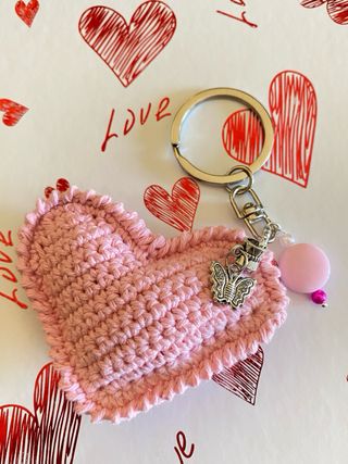 Portachiavi cuori colorati con charms