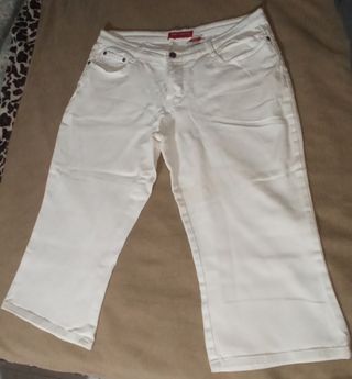 Vaqueros XXL hasta la rodilla